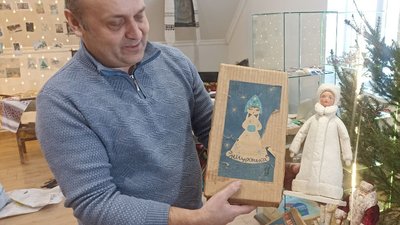 Директор музею Ярослав Ярошевський Директор музею Ярослав Ярошевський