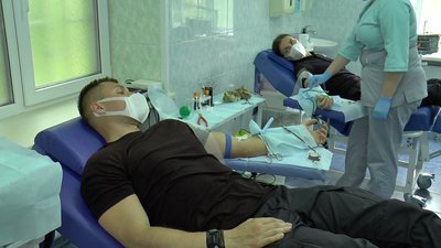 У Полтаві патрульні здали кров