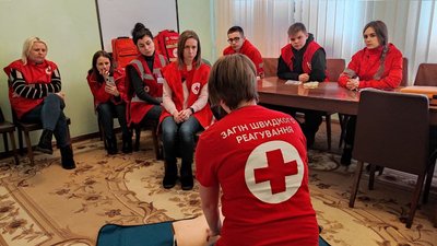 Логістика, меддопомога та покинуті пенсіонери: як працює "Червоний Хрест" на Волині Логістика, меддопомога та покинуті пенсіонери: як працює "Червоний Хрест" на Волині