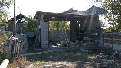 Куди везуть сміття із розбомблених будинків у Чернігові, та як будівельному сміттю дають “друге життя” Куди везуть сміття із розбомблених будинків у Чернігові, та як будівельному сміттю дають “друге життя”