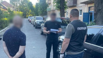 На Закарпатті затримали п'ятьох людей, який підозрюють в організації продажу наркотиків
