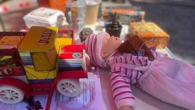 Де ховаються міни. У Києві рятувальники навчають дітей мінній безпеці