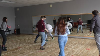 "Дисбактеріоз у нашому творчому тілі". Актори Франківського драмтеатру про роботу під час локдауну "Дисбактеріоз у нашому творчому тілі". Актори Франківського драмтеатру про роботу під час локдауну