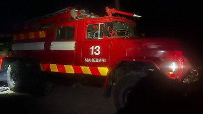 У місьі на Волині горів легковик, уночі на Маневиччині — сухостій У місьі на Волині горів легковик, уночі на Маневиччині — сухостій