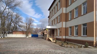 400 тис. на плитці: в Арцизі підрядника підозрюють у привласненні коштів на ремонті школи