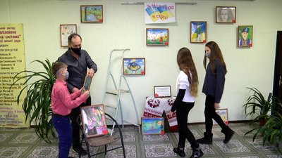 У Житомирі діти презентують виставку "З Україною в серці"