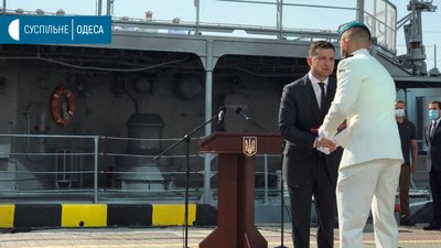 "Ми ніколи не пробачимо тих, хто анексував Крим": Зеленський на День ВМСУ в Одесі