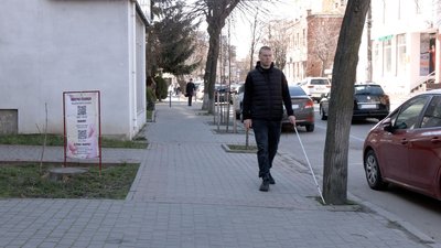 Для зручності маломобільних мешканців: у Вінниці розпочали ремонтні роботи тротуарів Для зручності маломобільних мешканців: у Вінниці розпочали ремонтні роботи тротуарів
