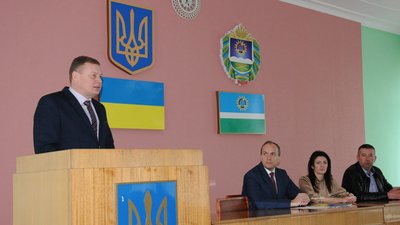 Президент звільнив голову райдержадміністрації Хмельниччини