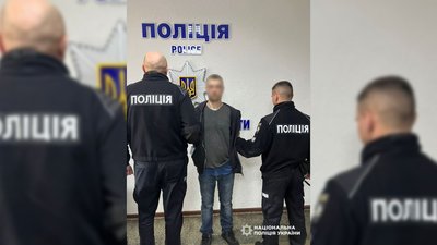 Наркотики на Чернігівщині: затримали 39-річного чоловіка за підозрою у збуті канабісу