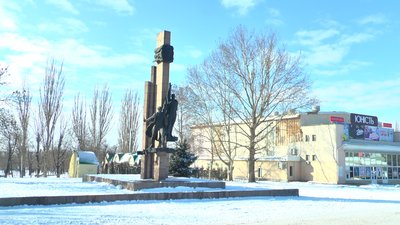 Декомунізація по Миколаївські: барельєф Леніна передадуть до музею Декомунізація по Миколаївські: барельєф Леніна передадуть до музею