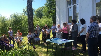 На громадських слуханнях вирішували, чи закривати школу у селі на Тернопільщині На громадських слуханнях вирішували, чи закривати школу у селі на Тернопільщині