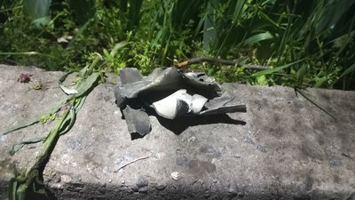 Через падіння уламків ракети в Дніпрі є поранені й руйнування. Що відомо Через падіння уламків ракети в Дніпрі є поранені й руйнування. Що відомо