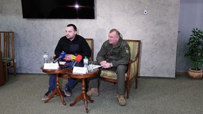 "Обстановка стабільна" — новий керівник ОТУ "Суми" Володимир Кравченко про безпекову ситуацію в області "Обстановка стабільна" — новий керівник ОТУ "Суми" Володимир Кравченко про безпекову ситуацію в області