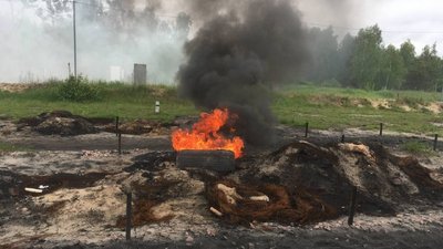 На Житомирщині близько 100 учасників військово-патріотичної гри "Джура" пройшли вишкіл десантника На Житомирщині близько 100 учасників військово-патріотичної гри "Джура" пройшли вишкіл десантника