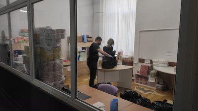 Львівські волонтери щодня відвідують близько 200 потребуючих містян