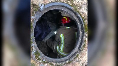 Прикарпатські надзвичайники врятували жінку, яка більше доби була затиснена у колекторі теплотраси Прикарпатські надзвичайники врятували жінку, яка більше доби була затиснена у колекторі теплотраси