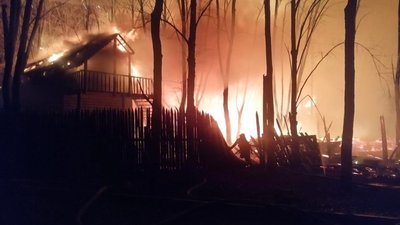 В Умані на Черкащині згорів готельно-ресторанний комплекс В Умані на Черкащині згорів готельно-ресторанний комплекс