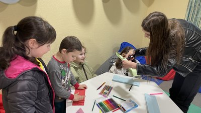 Херсонці можуть читати книги в укриттях завдяки проєкту "Book Shelter" Херсонці можуть читати книги в укриттях завдяки проєкту "Book Shelter"