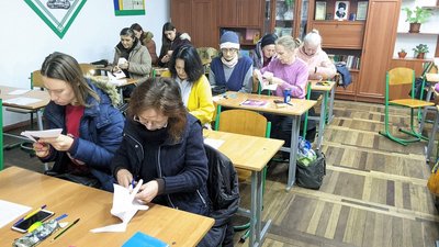 "Жодне заняття з квітня не повторювалось": як у Рівному переселенці та містяни вчать українську мову "Жодне заняття з квітня не повторювалось": як у Рівному переселенці та містяни вчать українську мову