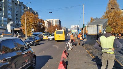 Ремонт частини проспекту Соборності в Луцьку: коли завершать роботи Ремонт частини проспекту Соборності в Луцьку: коли завершать роботи