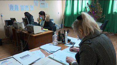 Конотоп у підготовці до виборів мера: думки конотопчан, зміна виборчої адреси та порушення