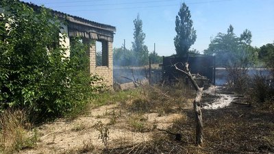 За добу на Миколаївщині обстріли російських військ спричинили три пожежі За добу на Миколаївщині обстріли російських військ спричинили три пожежі