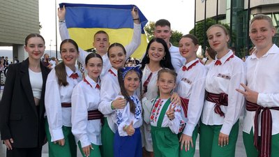 Танцюристи з Тернопільщини вибороли Гран-прі на фестивалі у Болгарії