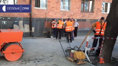 У Сумах завершують ремонт тротуарів на двох вулицях: де будуть наступні роботи У Сумах завершують ремонт тротуарів на двох вулицях: де будуть наступні роботи