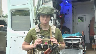 Після перемоги стане анестезіологом: випускник вінницького медуніверситету про екзамен в окопі та бойове хрещення