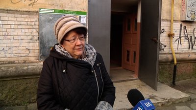 У Житомирі люди вийшли на акцію протесту проти будівництва на вулиці Київська, 6 У Житомирі люди вийшли на акцію протесту проти будівництва на вулиці Київська, 6