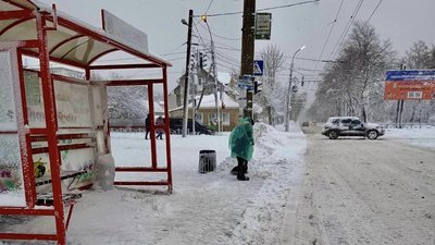 Дев'ять спецмашин мають технічні проблеми: у "ЧЕЛУАШі" розповіли, як чистять Черкаси від снігу Дев'ять спецмашин мають технічні проблеми: у "ЧЕЛУАШі" розповіли, як чистять Черкаси від снігу