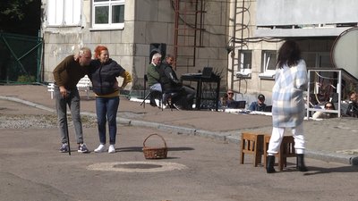 Житомирський муздрамтеатр відкриває новий сезон – вистава йтиме на вулиці одразу в кількох локаціях