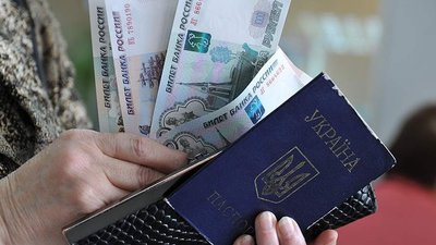 Росіяни створюють мережу для збору паспортних даних жителів Херсонської області – Центр національного спротиву