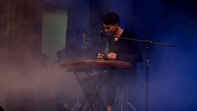 Музика перемоги. У Чернівцях на благодійному концерті зібрали майже 42 тисячі гривень для українських військових