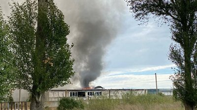Російські війська обстріляли склади агрофірми у Золочівській громаді Харківщини Російські війська обстріляли склади агрофірми у Золочівській громаді Харківщини