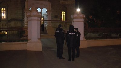 Під час карантину миколаївці освячують паски Під час карантину миколаївці освячують паски