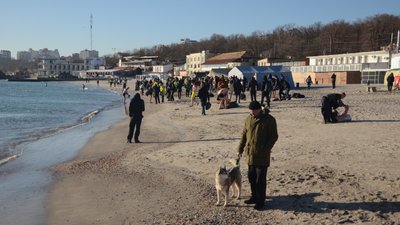На пляжі "Ланжерон" в Одесі відзначили свято Водохреща На пляжі "Ланжерон" в Одесі відзначили свято Водохреща