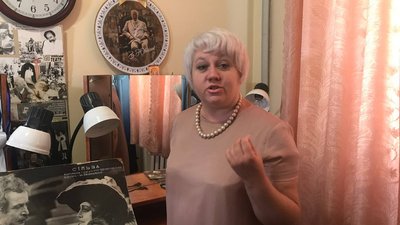 Ірина Папуша, завідувачка літературно-драматичного відділу Тернопільського театру Ірина Папуша, завідувачка літературно-драматичного відділу Тернопільського театру