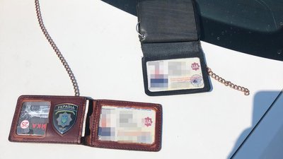 Одеських поліціянтів судитимуть за вимагання хабарів та збут наркотиків Одеських поліціянтів судитимуть за вимагання хабарів та збут наркотиків