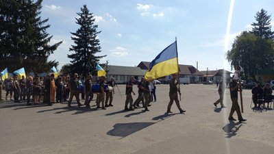 Загинув під час штурму на Куп'янському напрямку: на Черкащині прощалися з воїном Загинув під час штурму на Куп'янському напрямку: на Черкащині прощалися з воїном