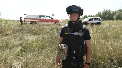 Начальник відділення механізованого розмінування Артем Стрік Начальник відділення механізованого розмінування Артем Стрік