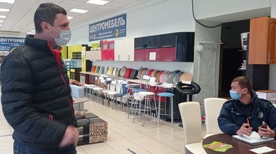У Запоріжжі відбувся рейд щодо дотримання "карантину вихідного дня" У Запоріжжі відбувся рейд щодо дотримання "карантину вихідного дня"