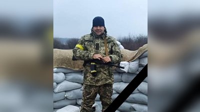 На війні з Росією загинули військові з Кіровоградщини На війні з Росією загинули військові з Кіровоградщини