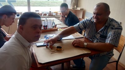 Попаснянський центр комплексної реабілітації для людей з інвалідністю "Лелека" евакуювався до Житомира Попаснянський центр комплексної реабілітації для людей з інвалідністю "Лелека" евакуювався до Житомира