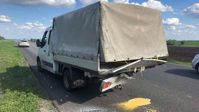 В аварії під Харковом загинули двоє людей В аварії під Харковом загинули двоє людей