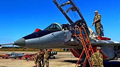 Винищувачі, штурмовики та бомбардувальники: на Миколаївщині триває льотно-методичний збір