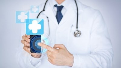 На Прикарпатті працює безкоштовна онлайн-консультація лікарів