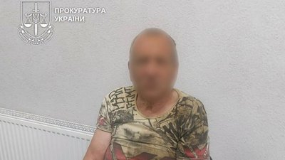 Сокирою намагався вбити знайомого: суд взяв під варту підозрюваного закарпатця