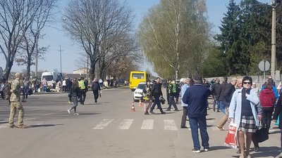 Провідна неділя у воєнний час: як це відбувається у Рівному Провідна неділя у воєнний час: як це відбувається у Рівному